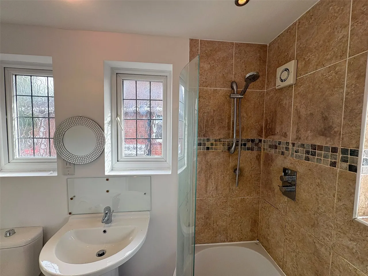 Calvert Close, Aldershot, Hampshire, GU12 4QX, photo 5