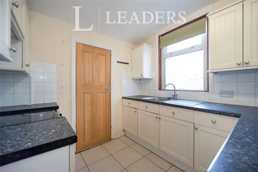 Hollam Road, Southsea, PO4, photo 5