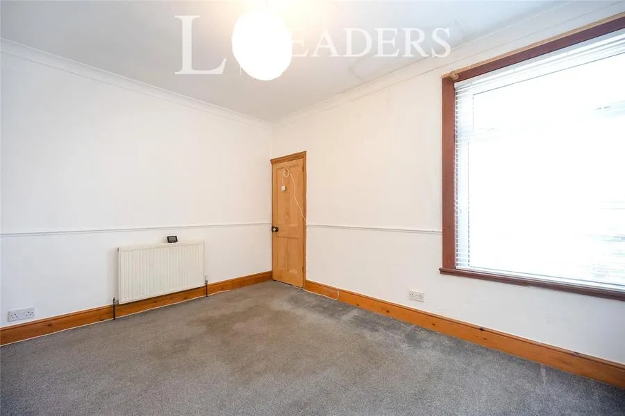 Hollam Road, Southsea, PO4, photo 13