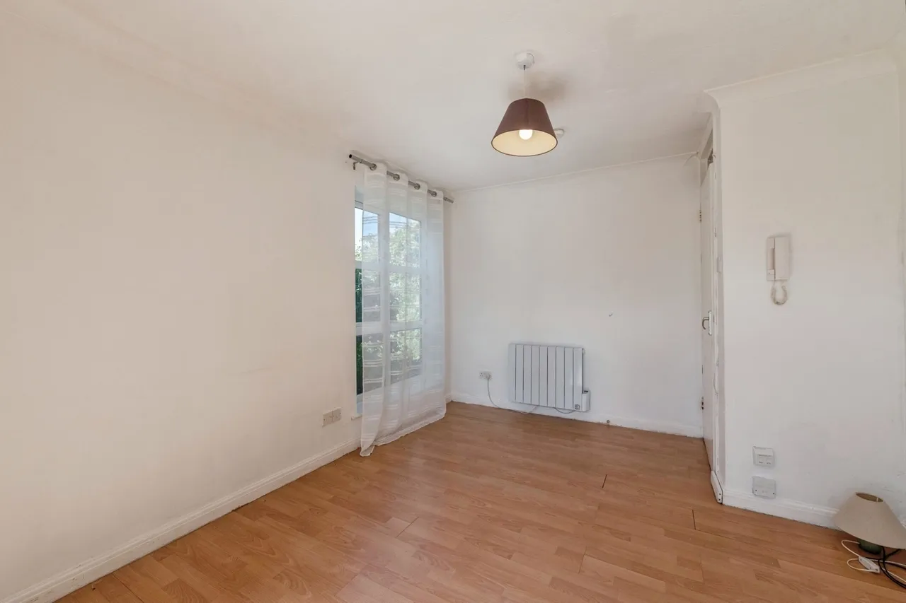 Southchurch Avenue, Southend-on-Sea, Essex, SS1, photo 11