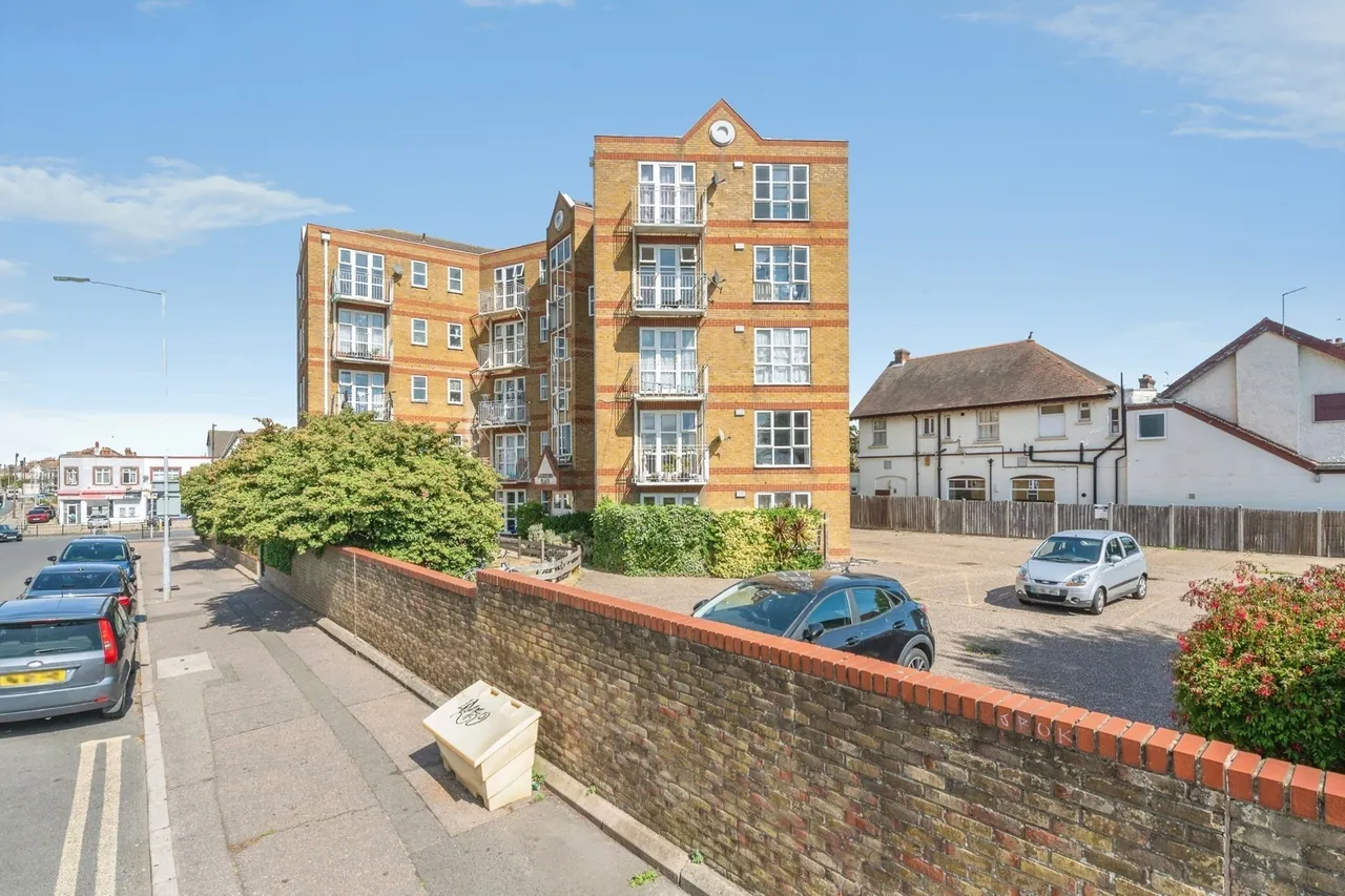 Southchurch Avenue, Southend-on-Sea, Essex, SS1, photo 7