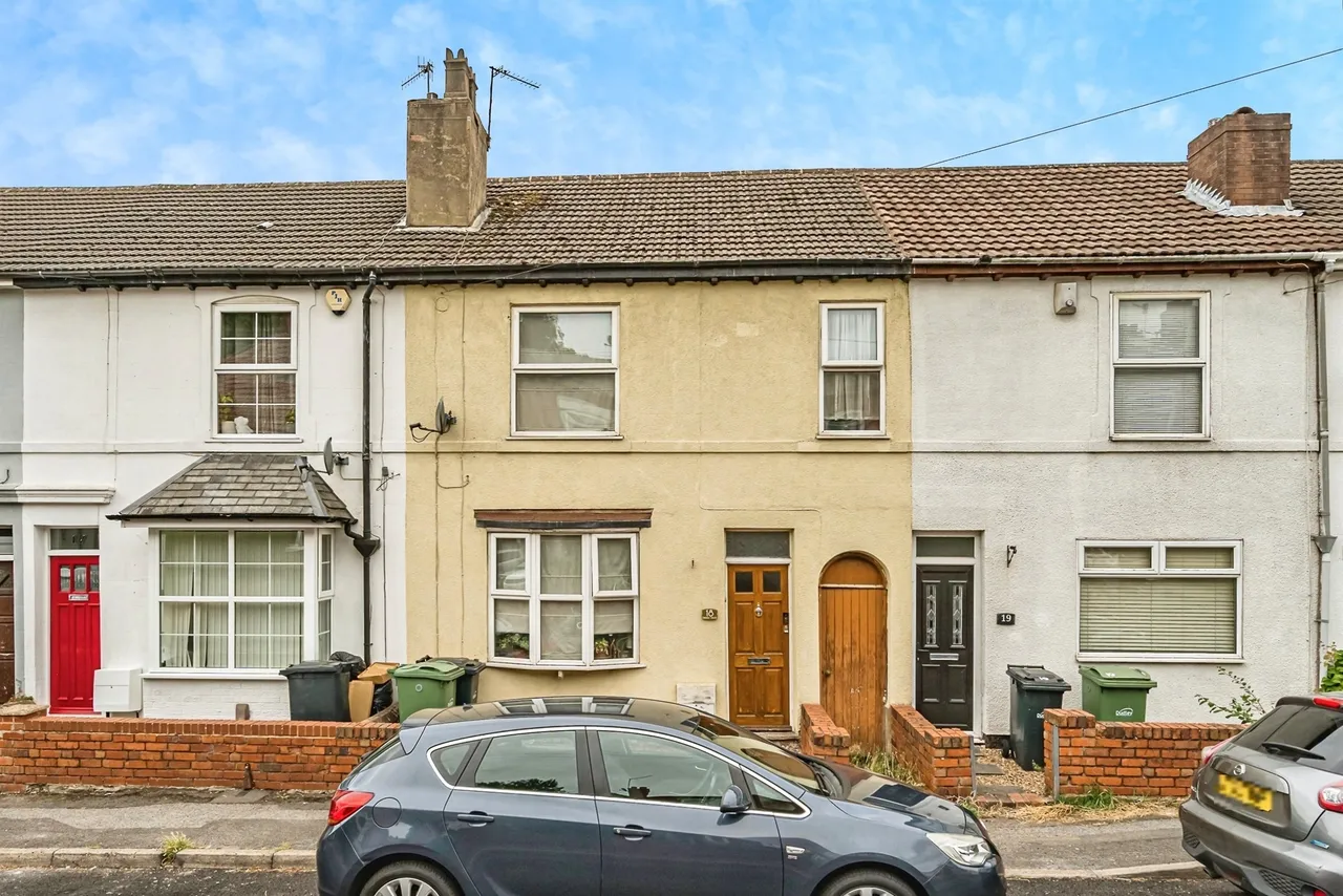 3 bed house for sale — Dibdale Street, Dudley