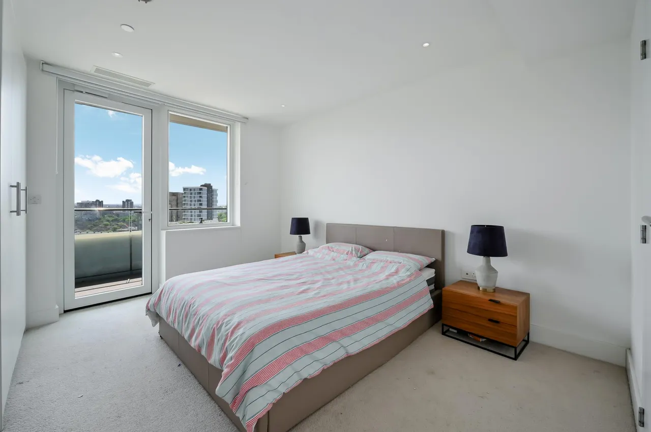 Lombard Road, Battersea, SW11, photo 11