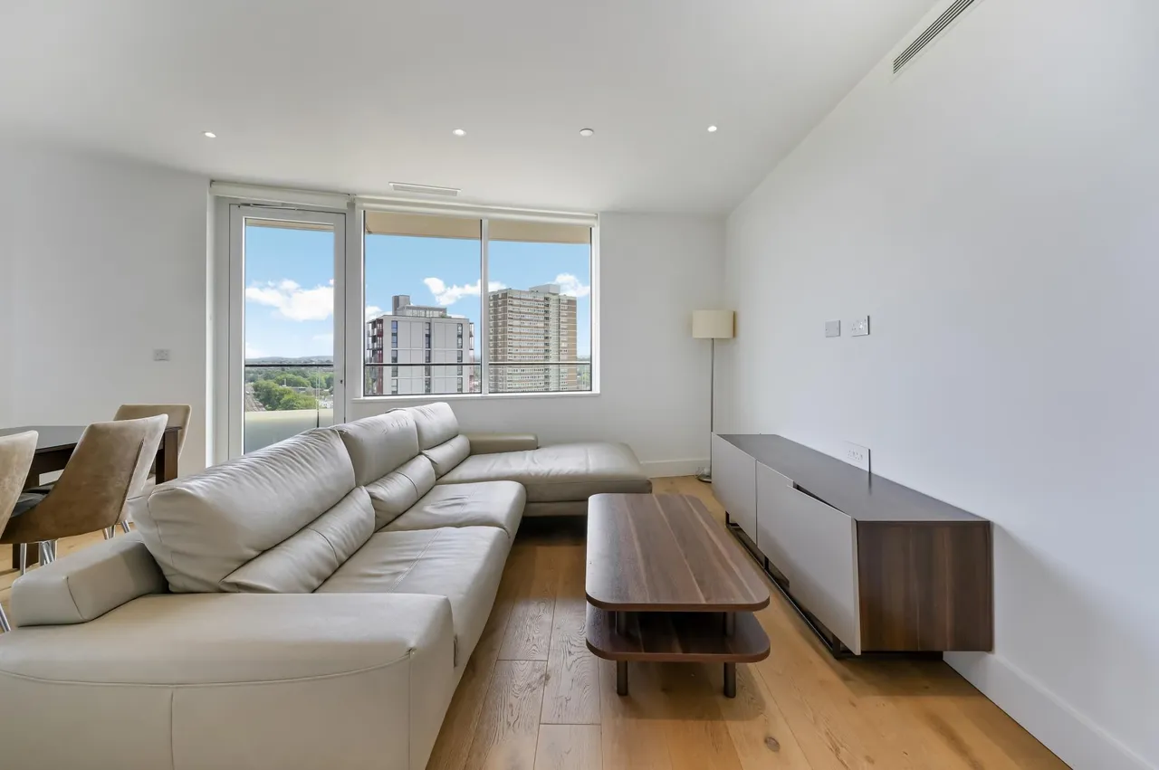 Lombard Road, Battersea, SW11, photo 8
