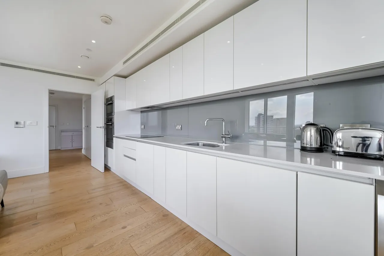 Lombard Road, Battersea, SW11, photo 5
