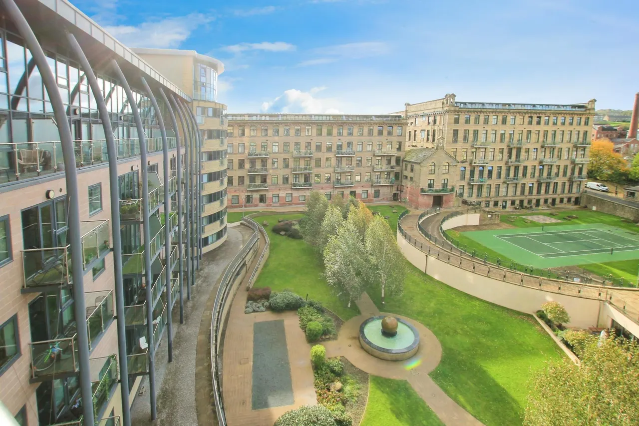 Salts Mill Road, Shipley, BD17, photo 10