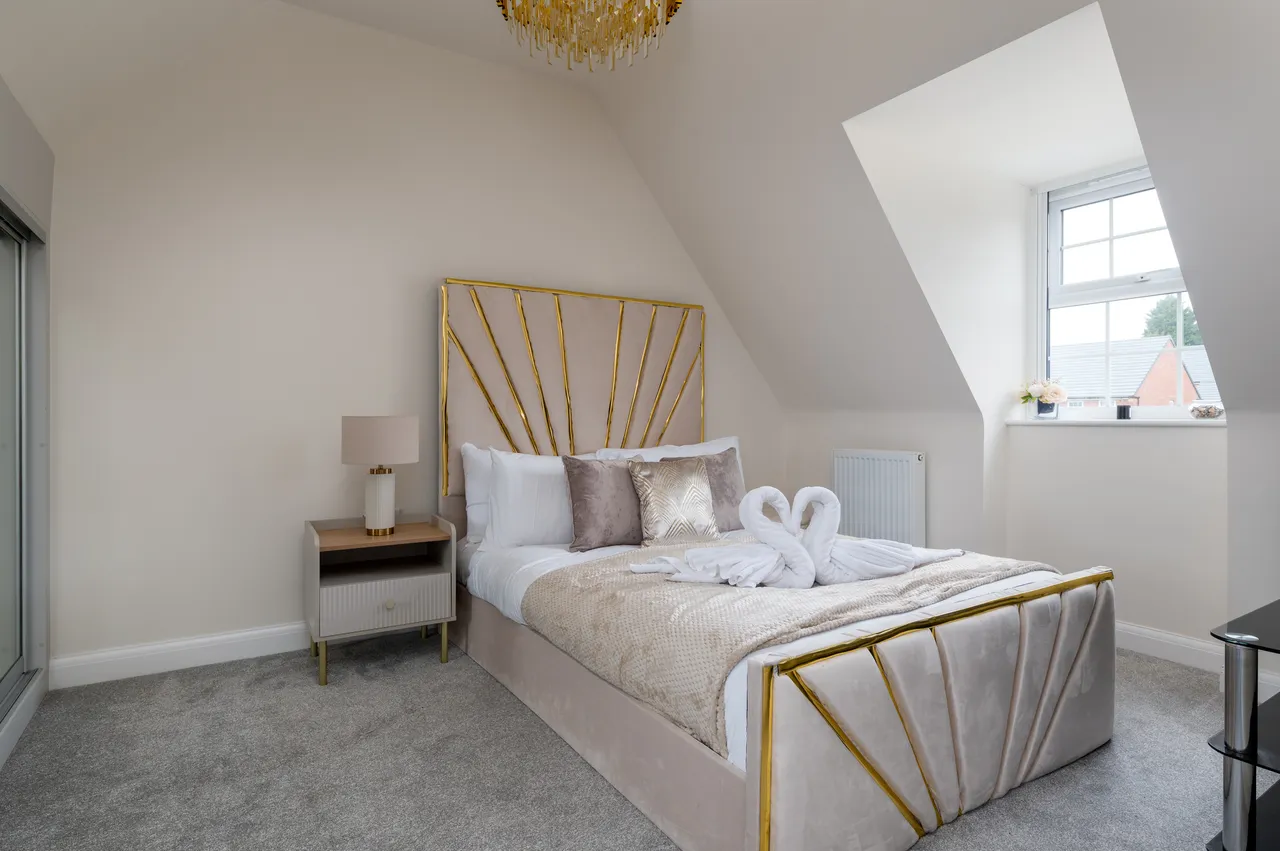Bannister Drive, MK17, photo 10