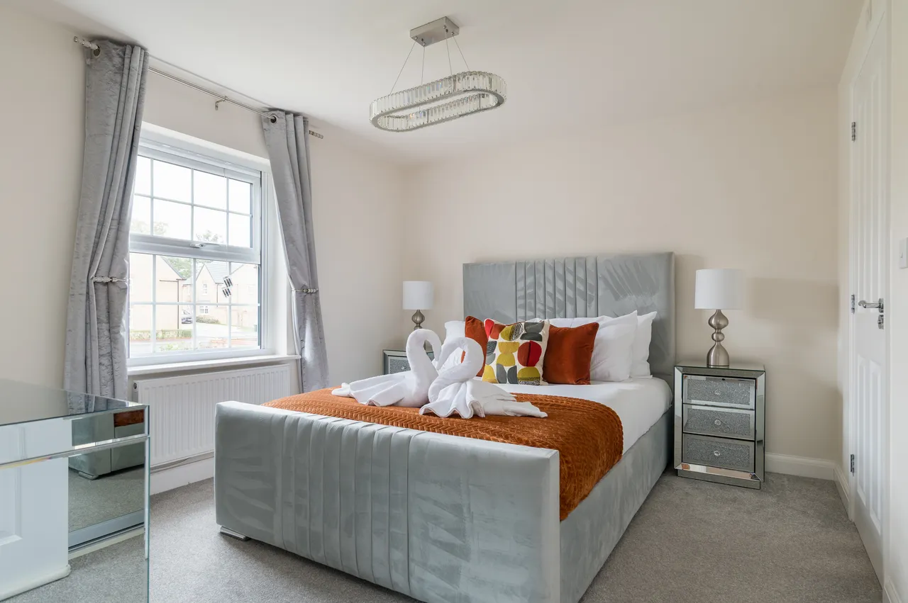 Bannister Drive, MK17, photo 9