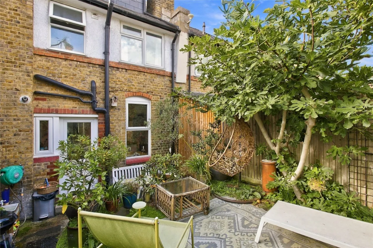 Lessingham Avenue, Tooting, photo 15