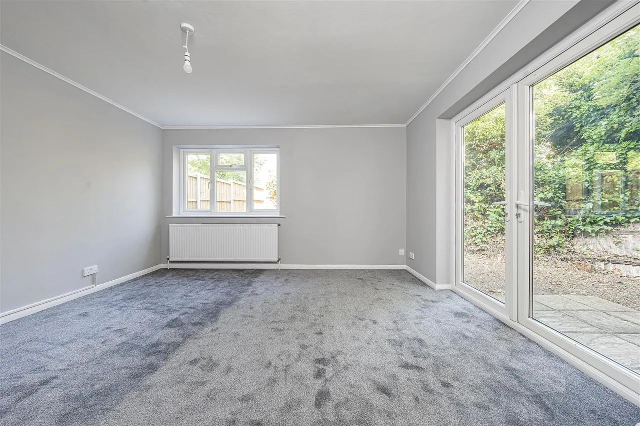 Wolf Lane, Windsor, SL4 4HR, photo 5