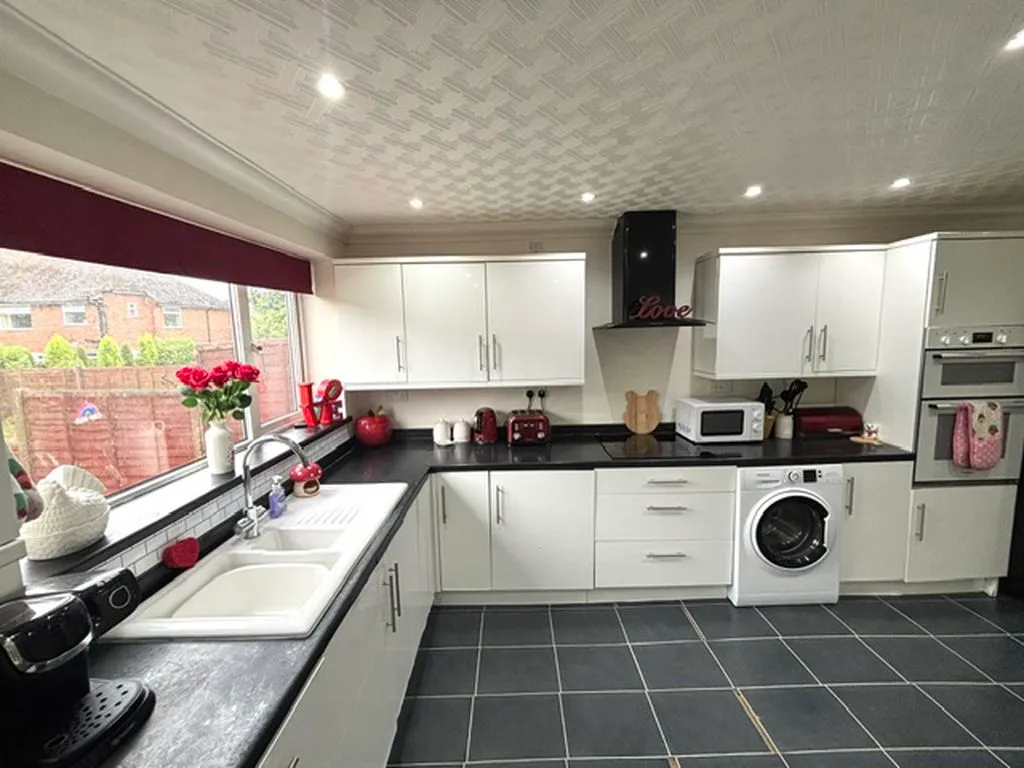 Grove Vale Avenue, Great Barr, B43, photo 3