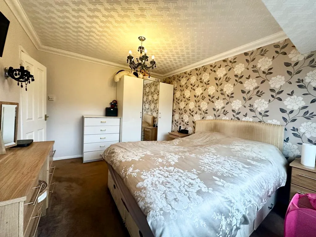 Grove Vale Avenue, Great Barr, B43, photo 10