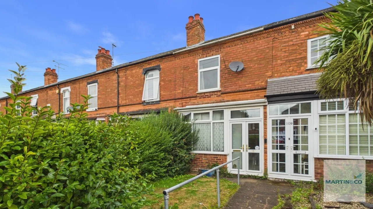 2 bed house for sale — Reddicap Heath Road