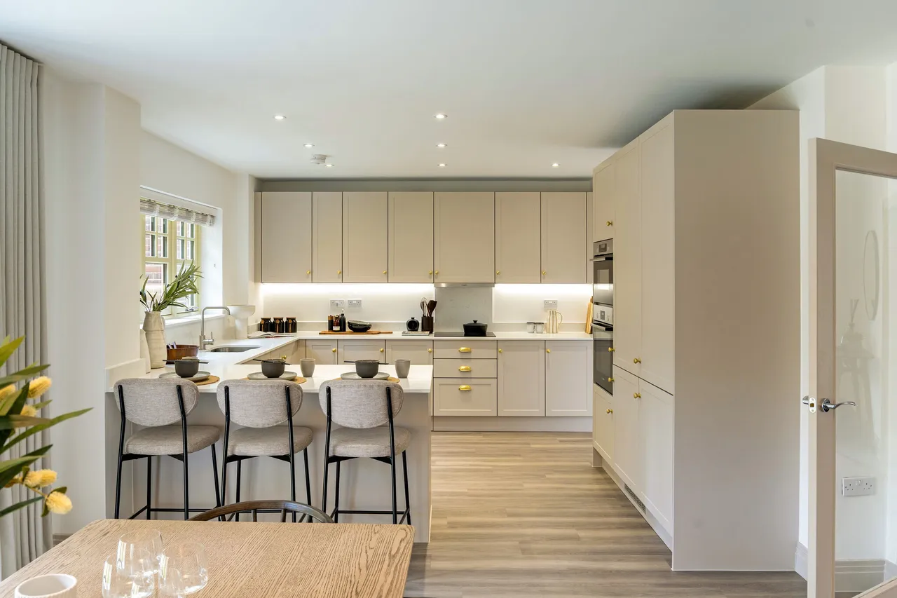 The Mulberry, Headley Chase, KT18, photo 3