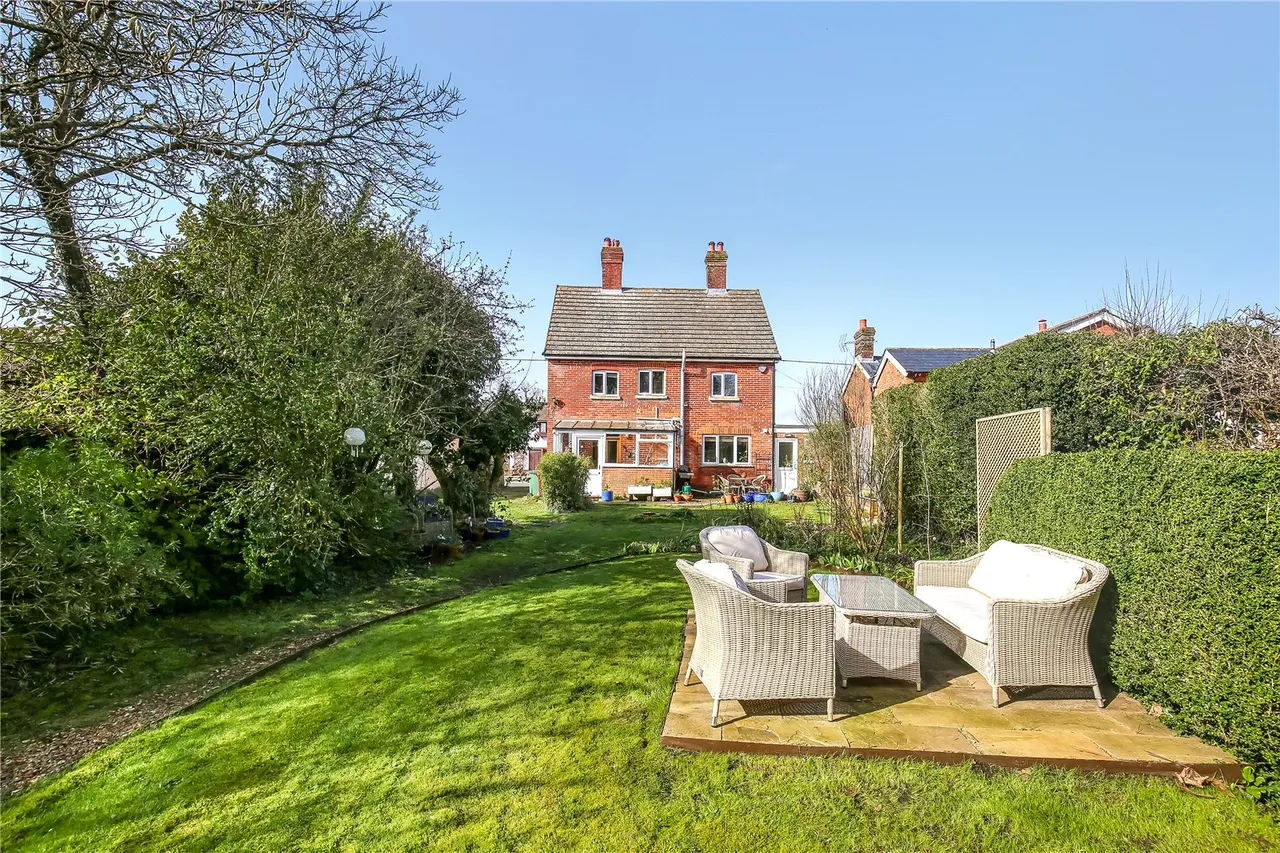 Canada Road, West Wellow, Romsey, Hampshire, SO51 6DD, photo 14