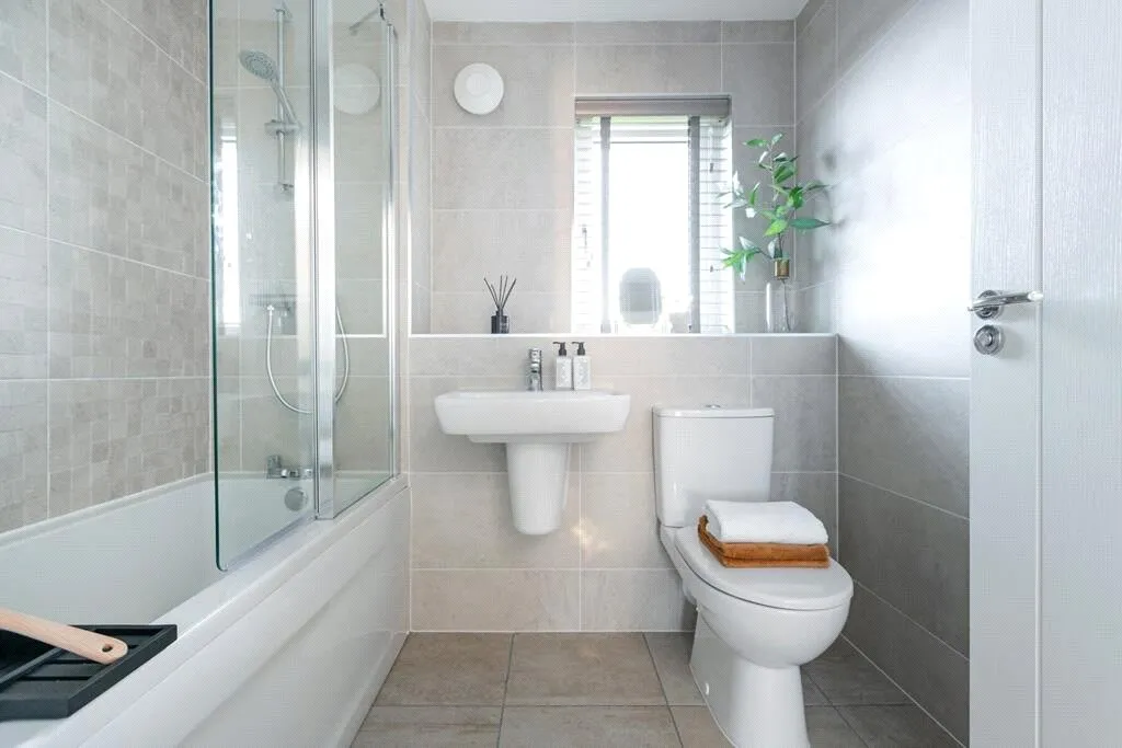 Brunswick Road, Deepcut, Camberley, Surrey, GU16 6RS, photo 6