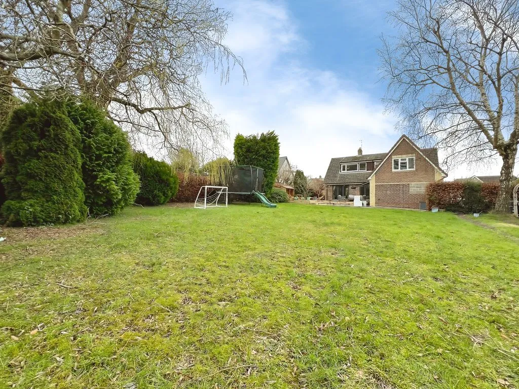 Newcastle Upon Tyne NE20 9LD, NE20, photo 39