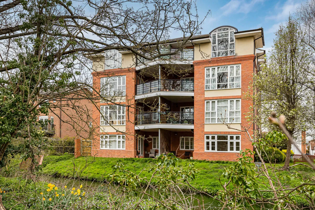 2 bed flat for sale, River View Terrace, Abingdon