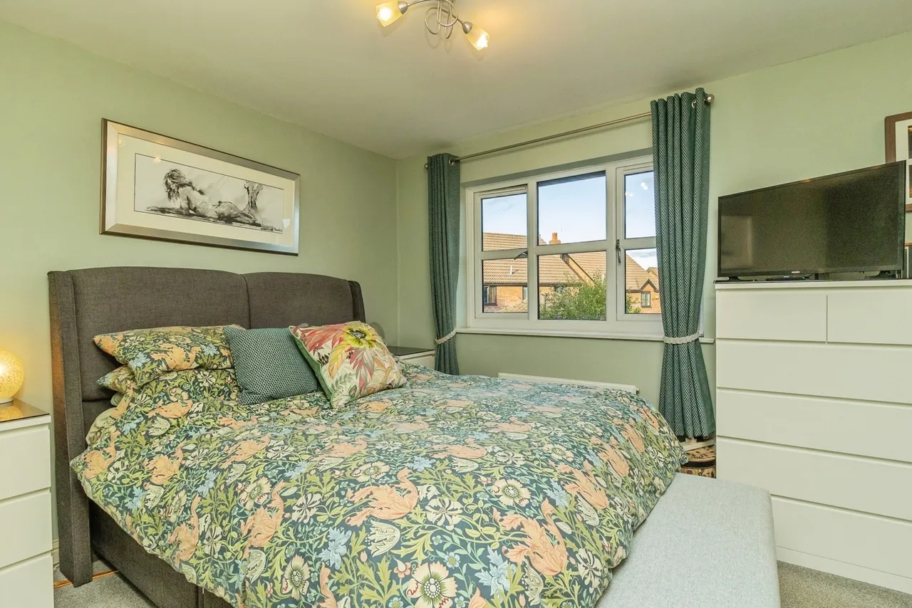 Welsummer Grove, Shenley Brook End, MK5, photo 11