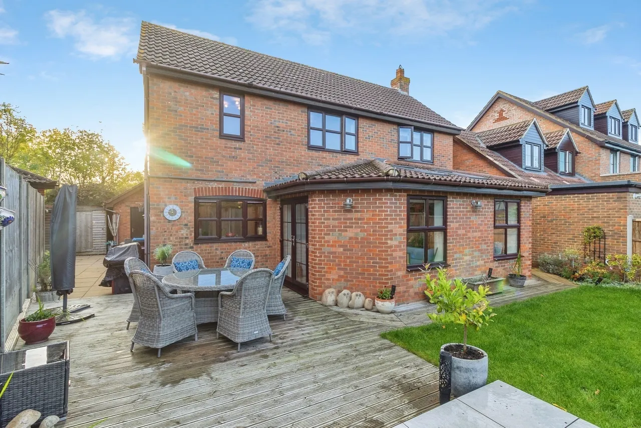 Welsummer Grove, Shenley Brook End, MK5, photo 17