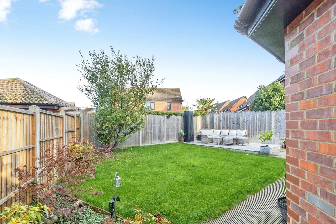 Welsummer Grove, Shenley Brook End, MK5, photo 20