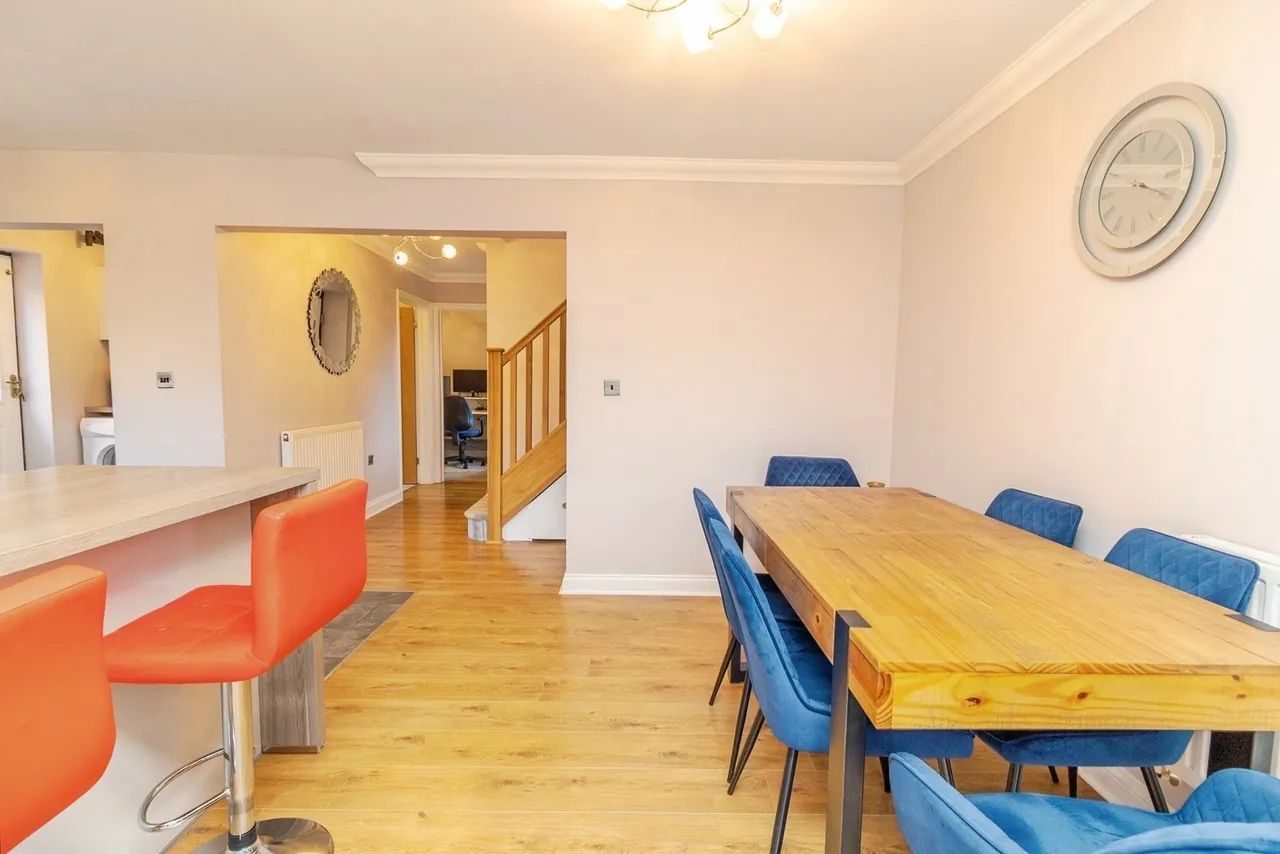 Welsummer Grove, Shenley Brook End, MK5, photo 5