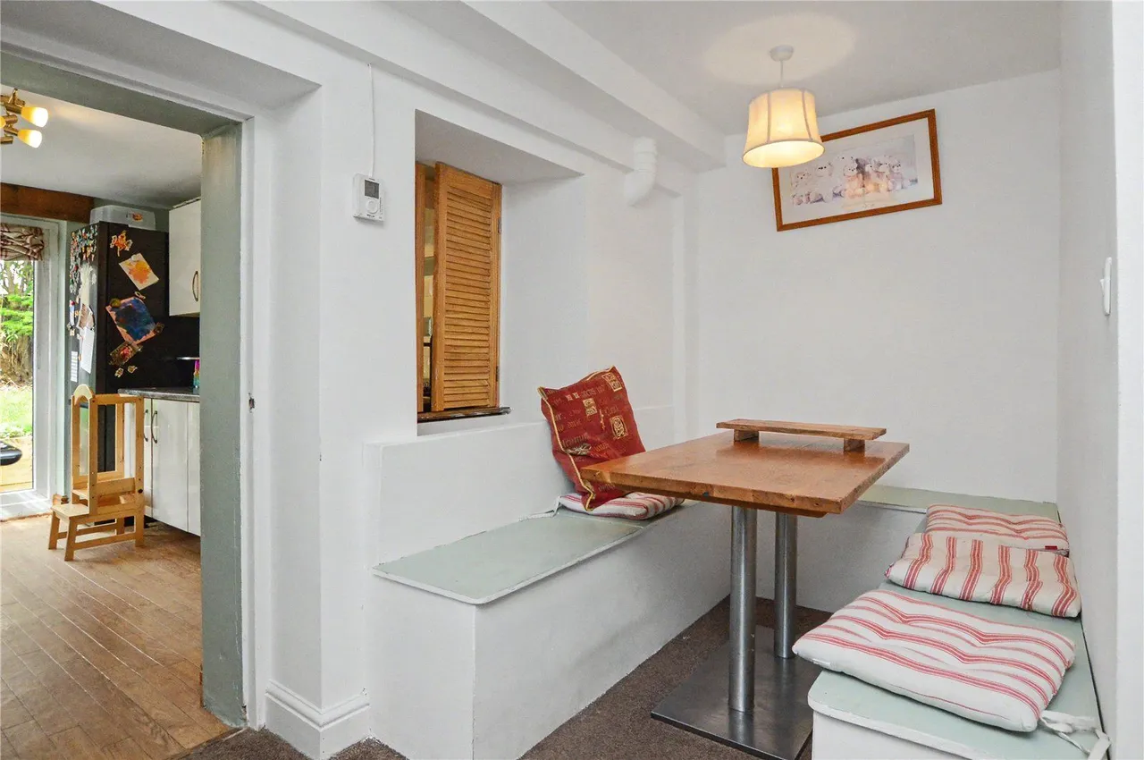 Highfield Lane, Woodlesford, LS26, photo 4