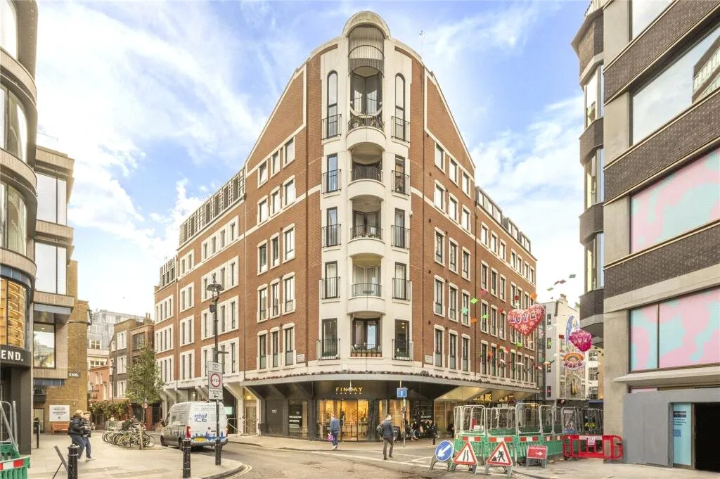 2 bed flat for sale — Marshall Street, London, W1F 9BE