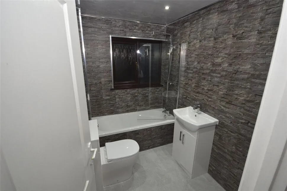 Broad Street, Bilston, West Midlands, WV14, photo 4