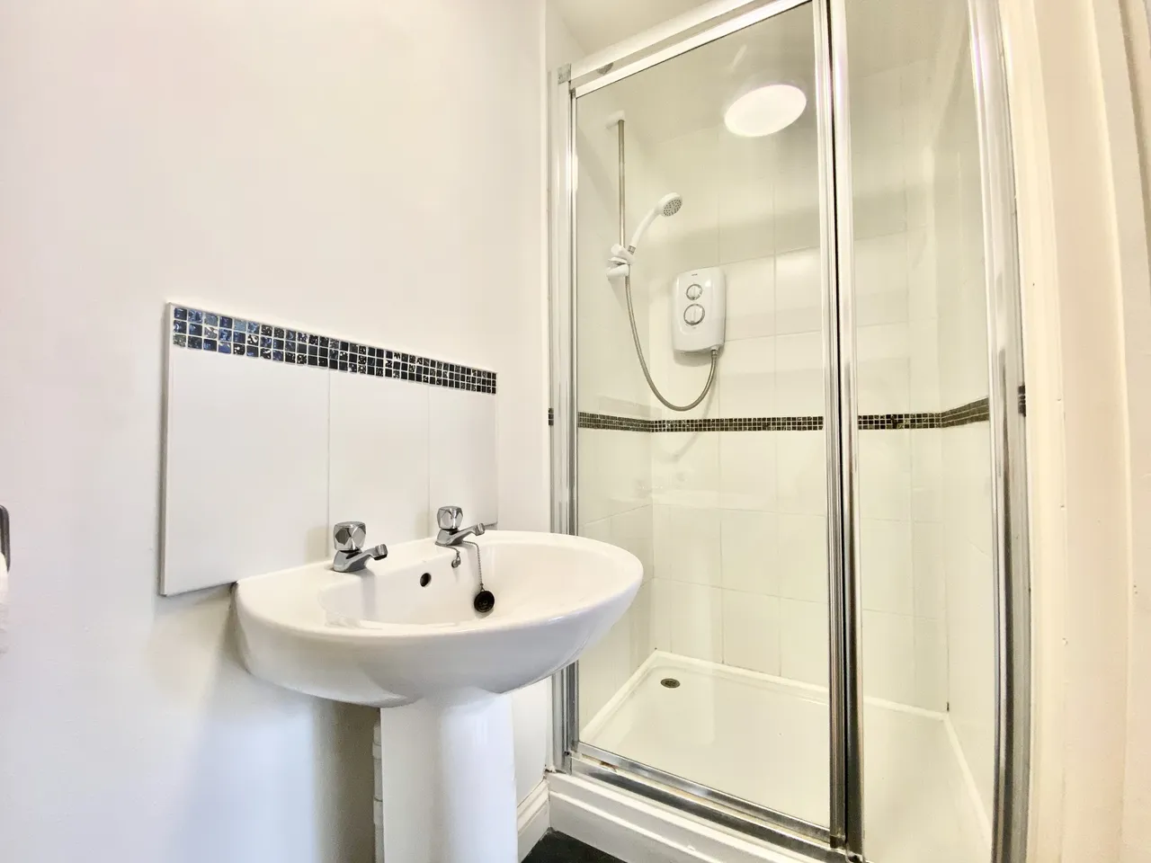 Helena Road, Southsea, PO4, photo 5