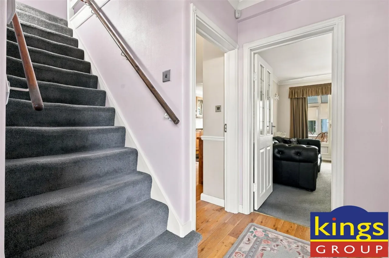Church Street, Edmonton, N9, photo 5
