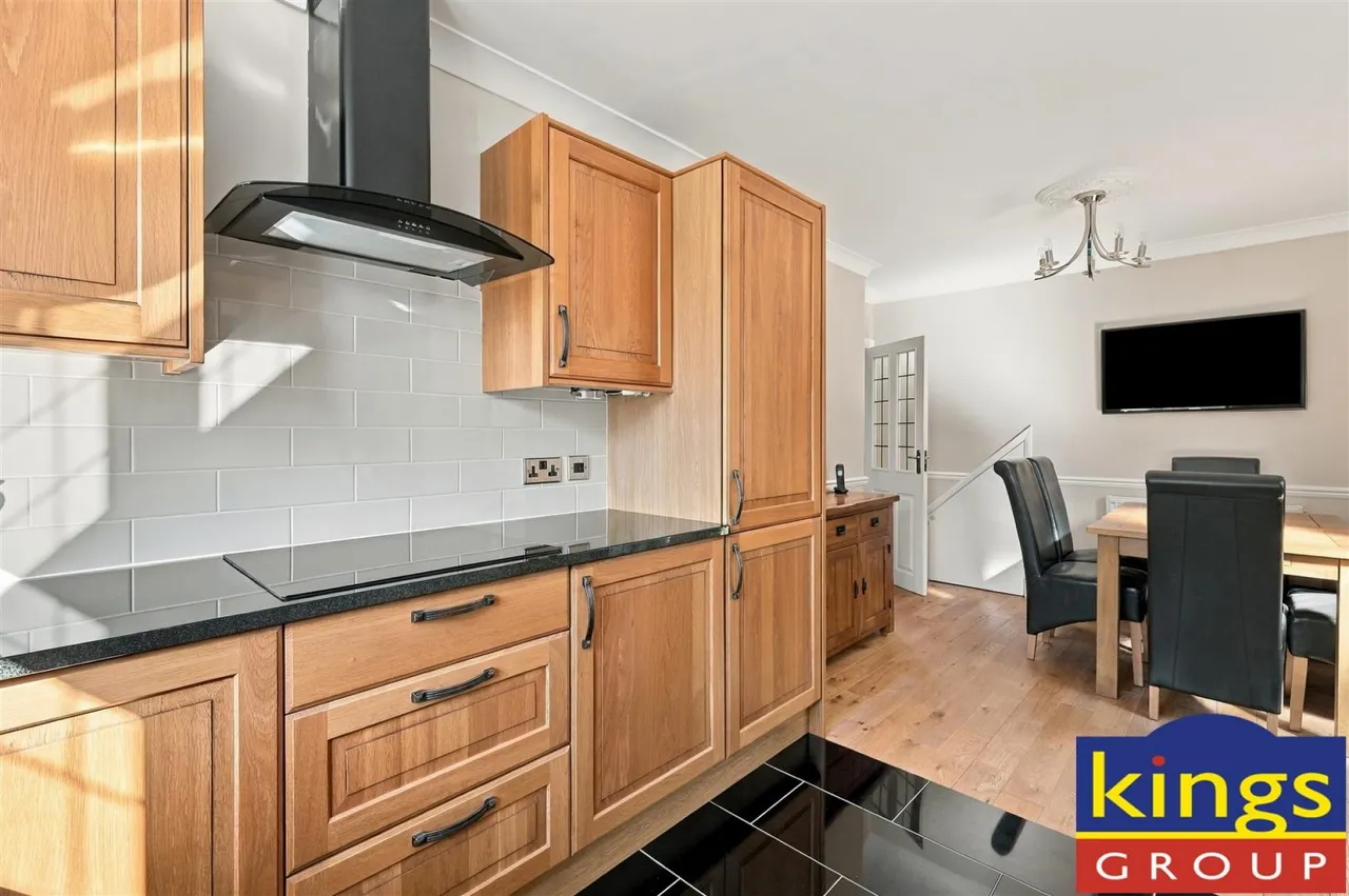 Church Street, Edmonton, N9, photo 12