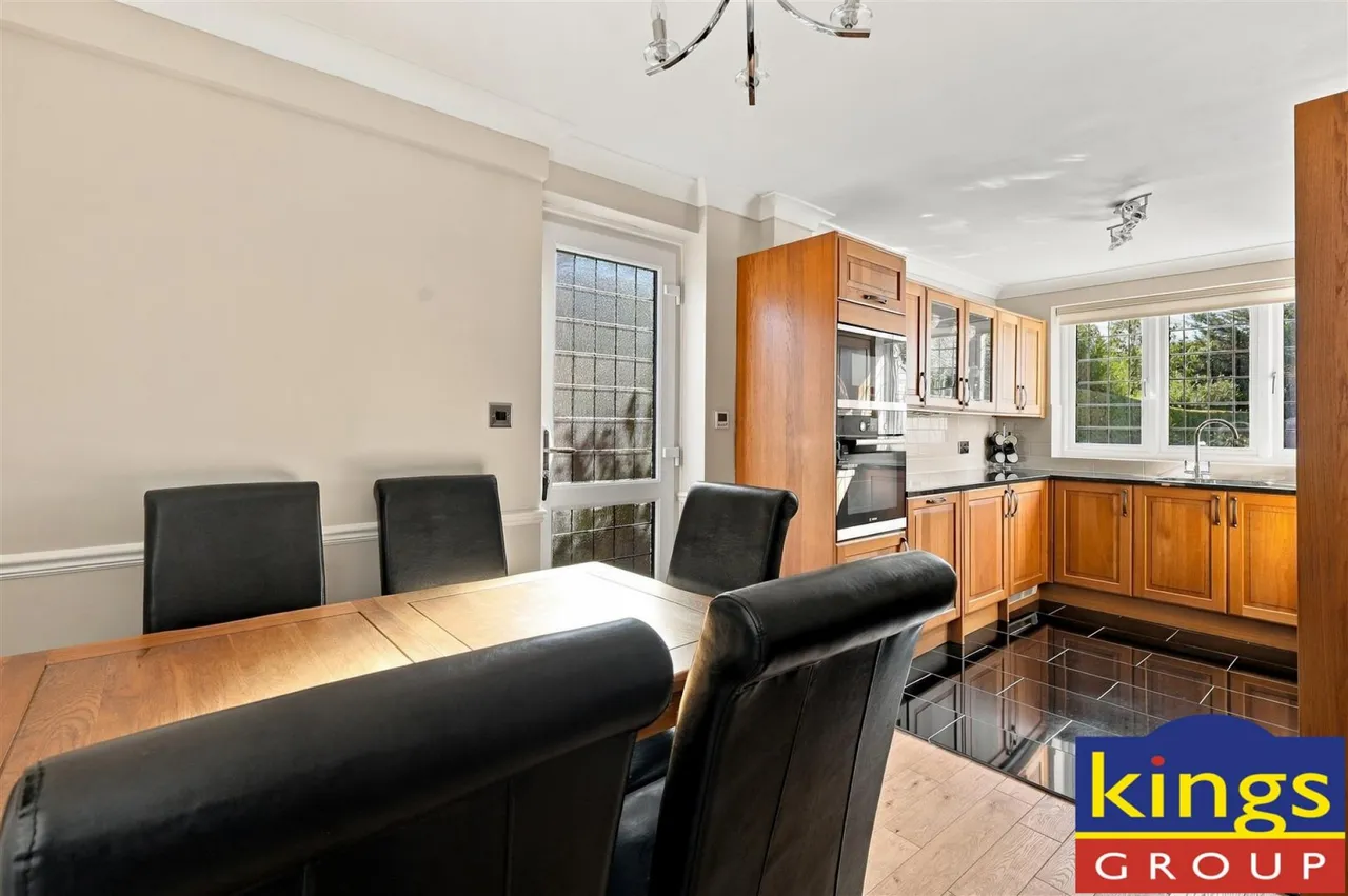 Church Street, Edmonton, N9, photo 11