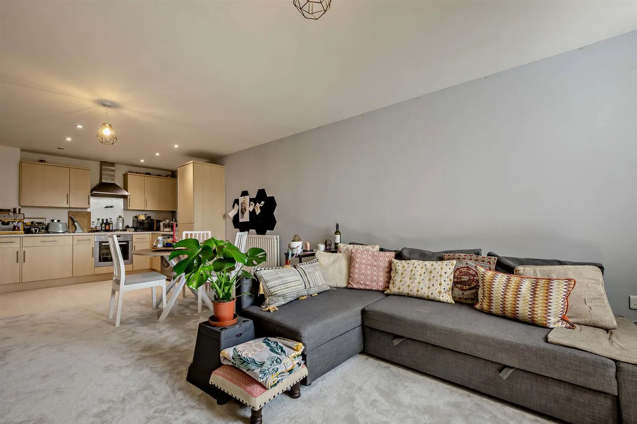 Clifford Way, Maidstone, photo 6