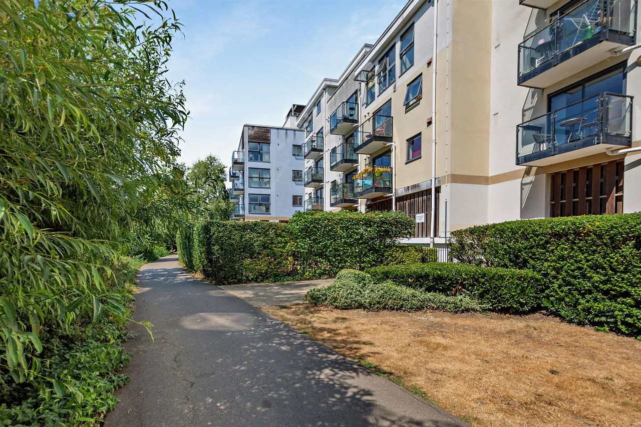 Clifford Way, Maidstone, photo 12