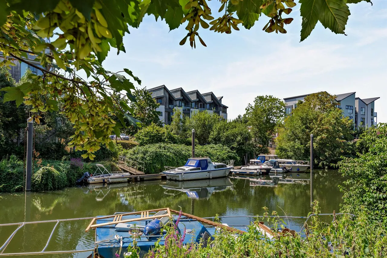 Clifford Way, Maidstone, photo 2