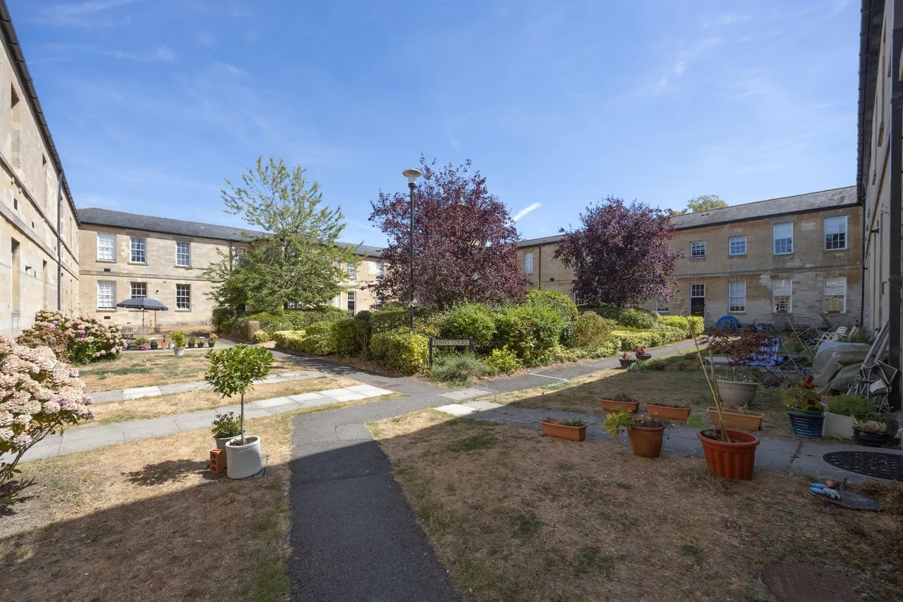 Thomas Wyatt Road, Devizes, SN10, photo 28