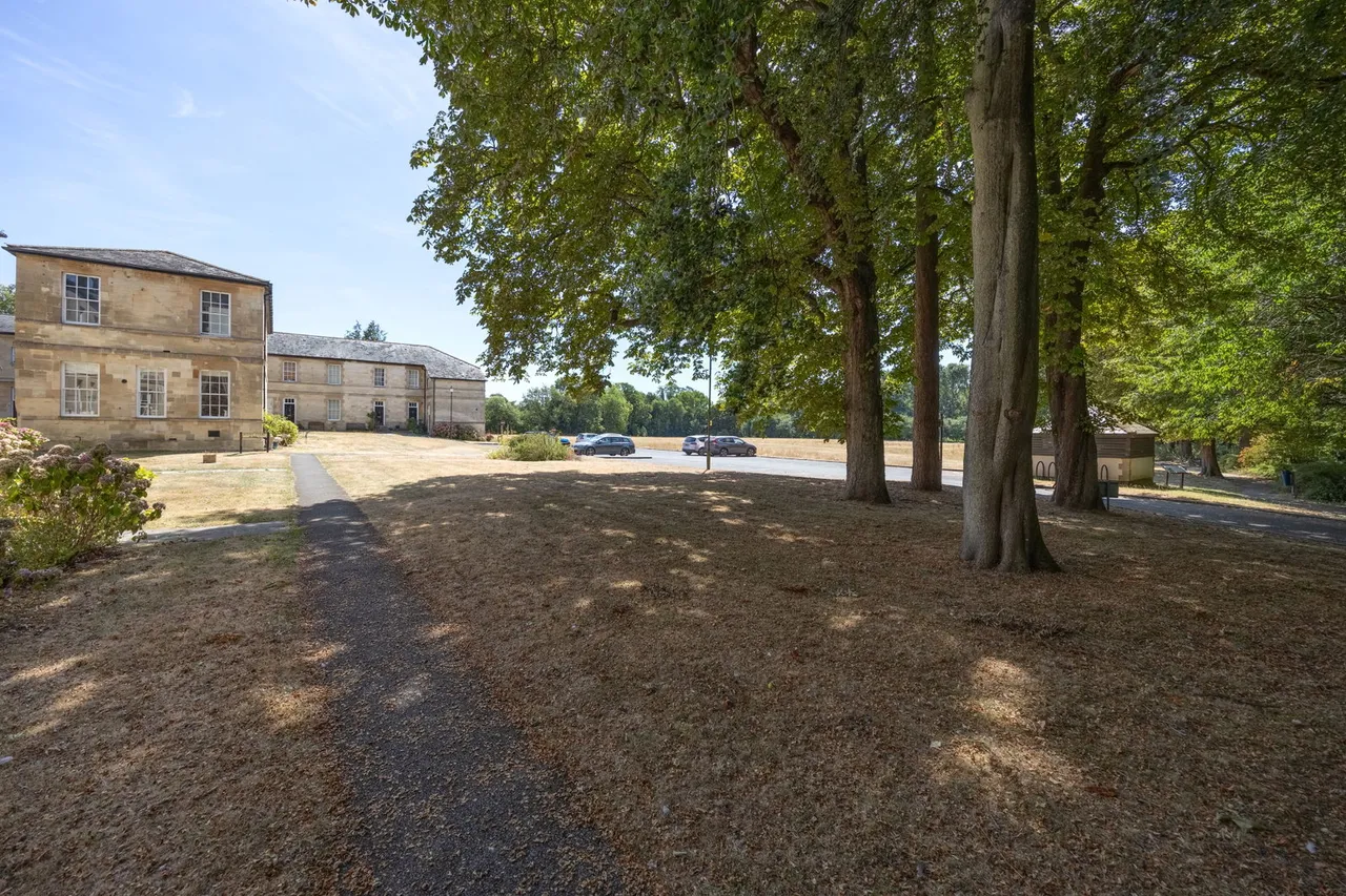 Thomas Wyatt Road, Devizes, SN10, photo 30