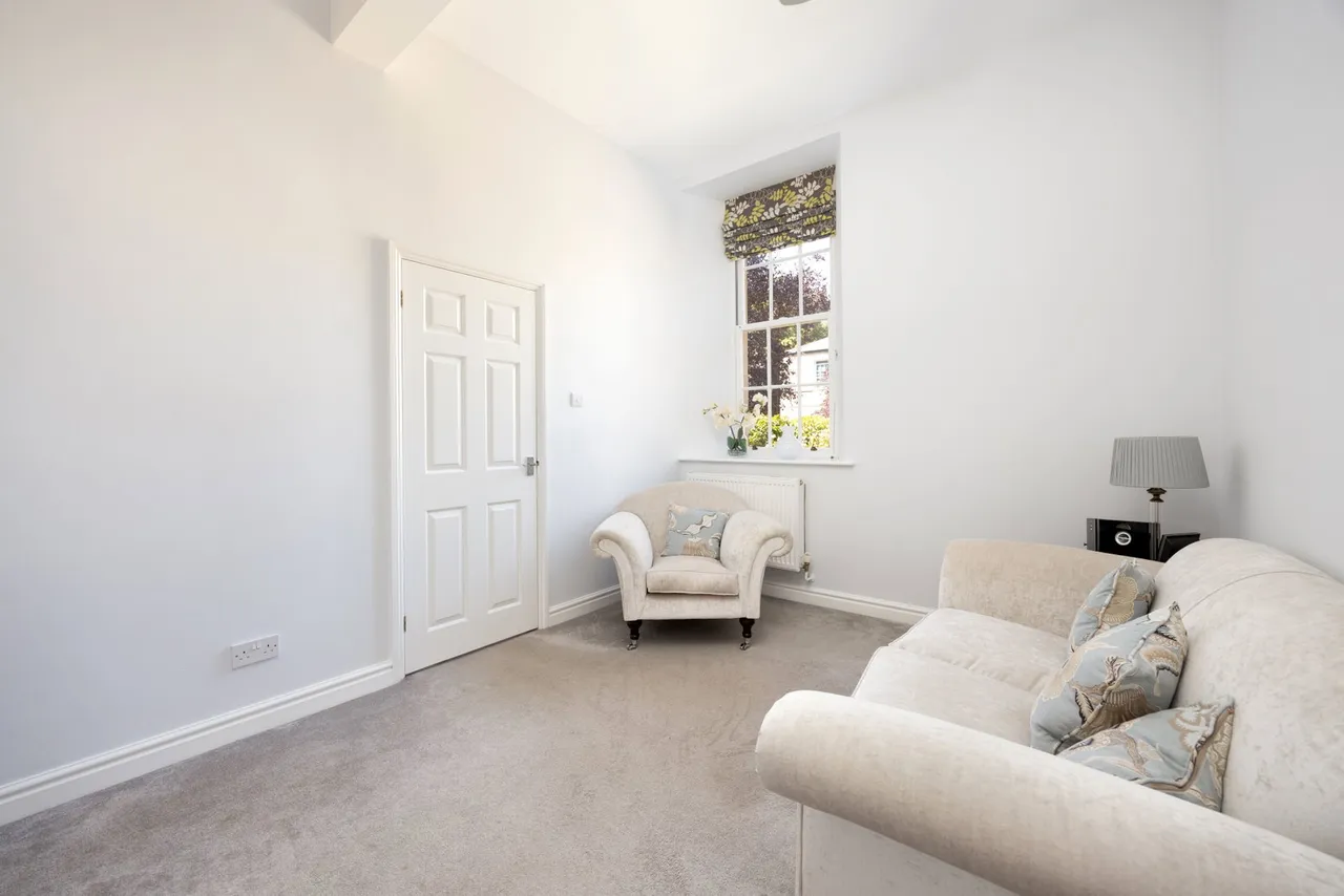 Thomas Wyatt Road, Devizes, SN10, photo 21