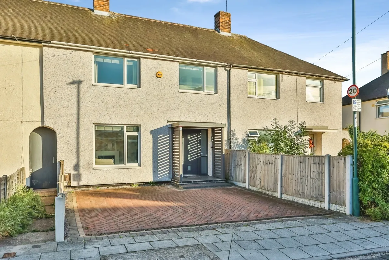 3 bed house for sale, Woodsford Grove, Clifton, NG11