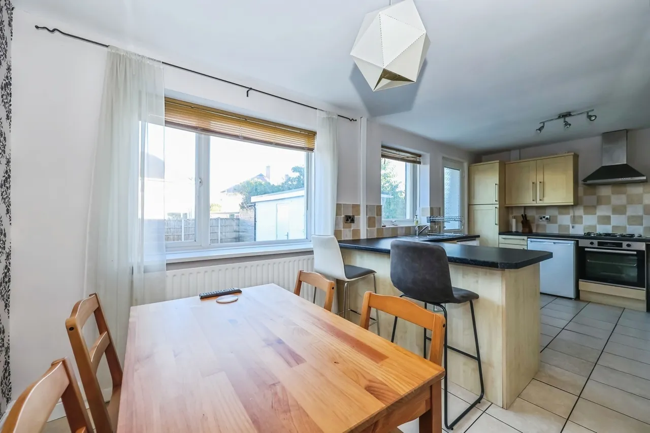 Woodsford Grove, Clifton, NG11, photo 7