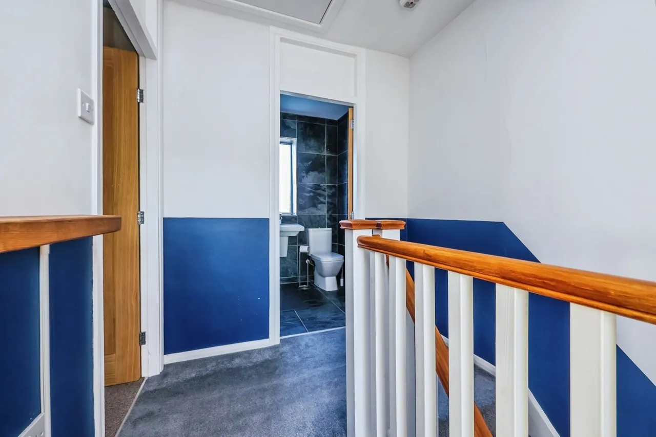 Woodsford Grove, Clifton, NG11, photo 12