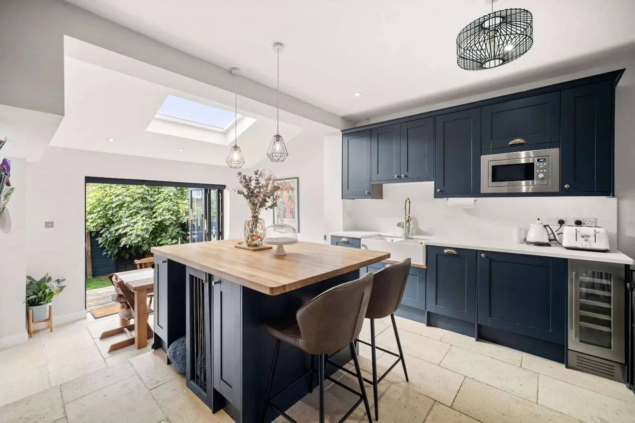 Lessingham Avenue, London, SW17, photo 3