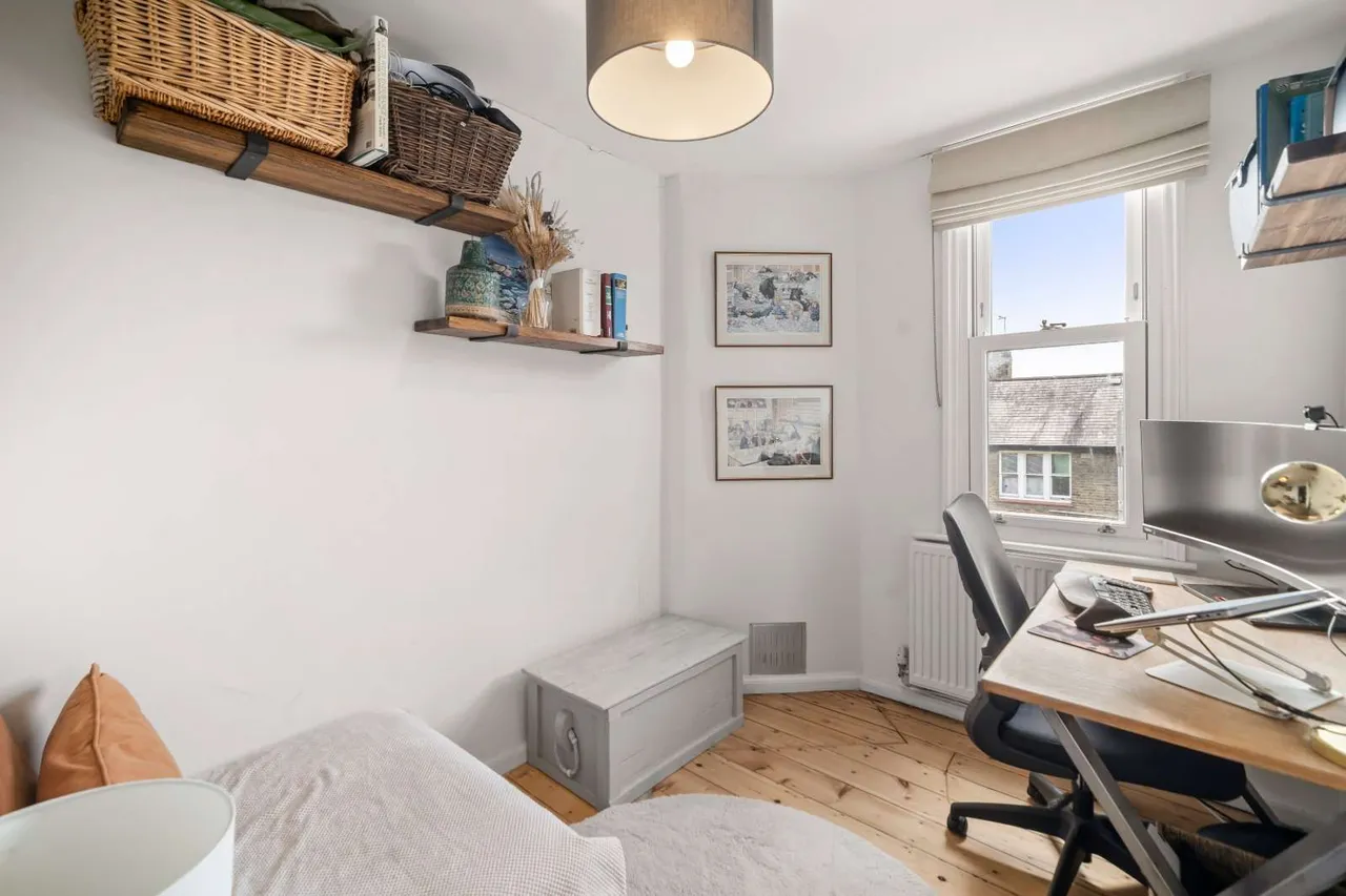Lessingham Avenue, London, SW17, photo 9