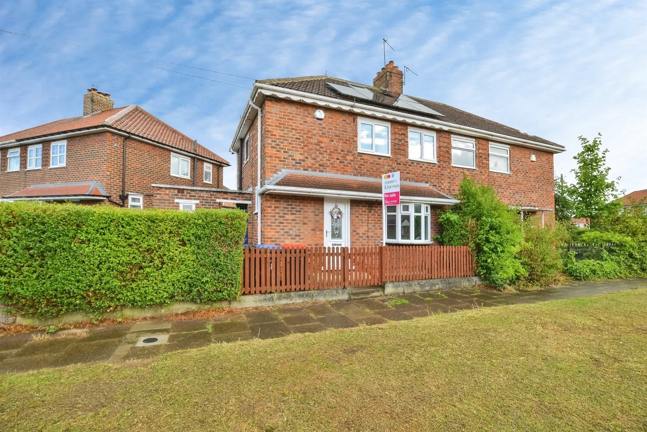 2 bed house for sale — Brancepeth Avenue, Middlesbrough