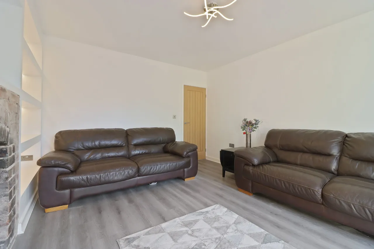 The Hill, Glapwell, S44, photo 6