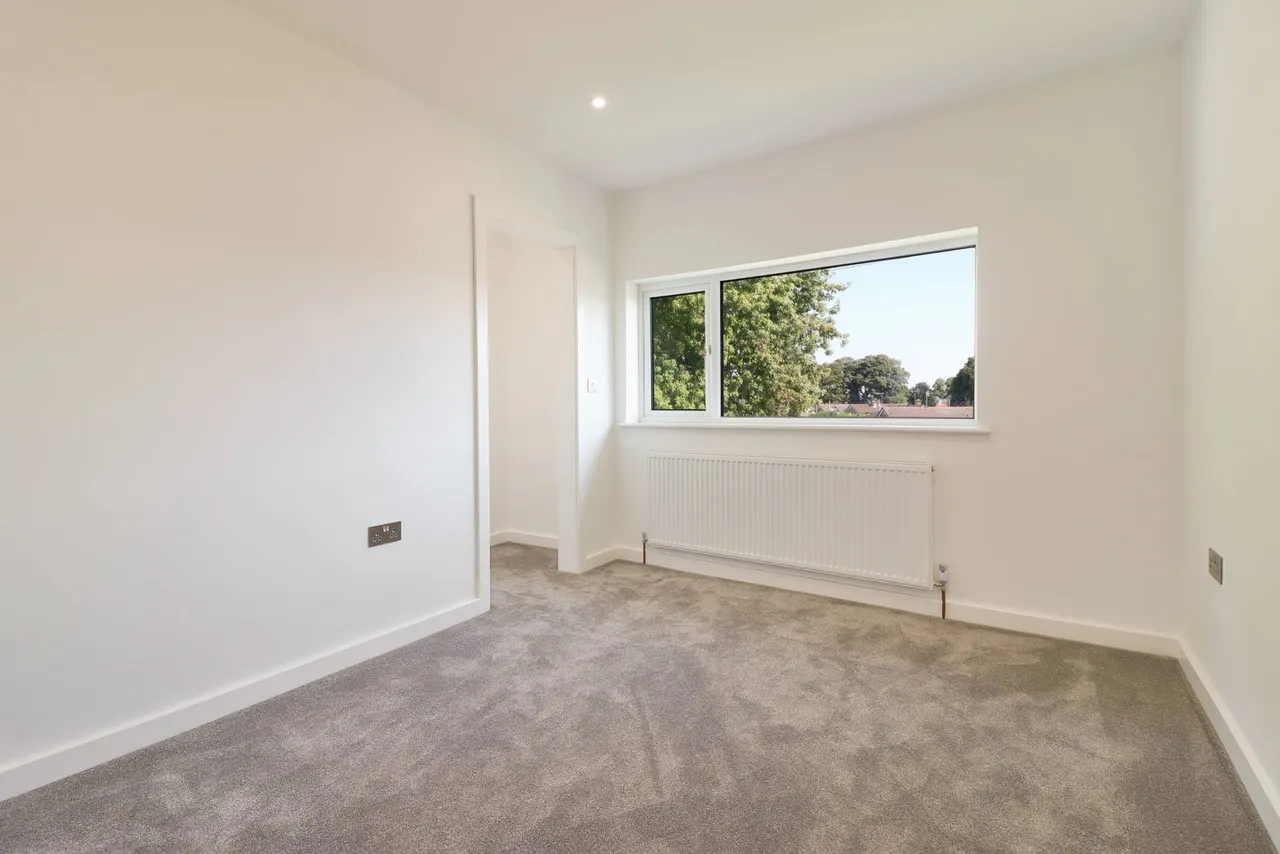 The Hill, Glapwell, S44, photo 7
