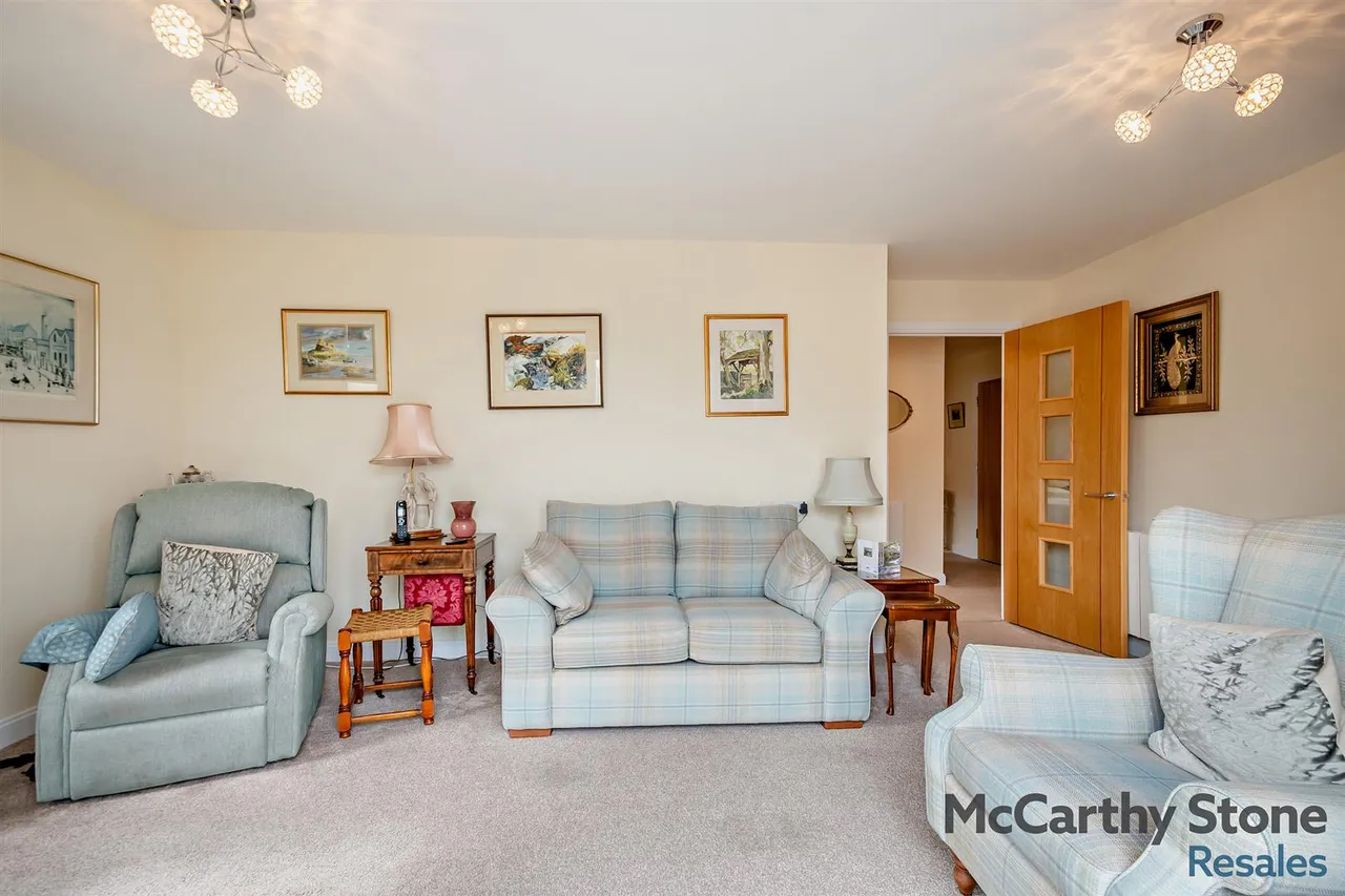 Railway Road, Ilkley, LS29, photo 25