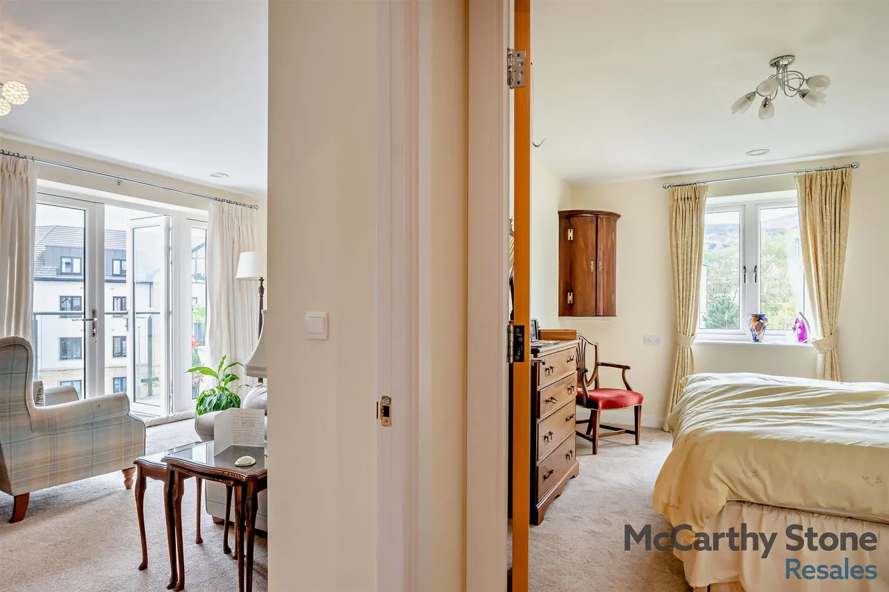 Railway Road, Ilkley, LS29, photo 14