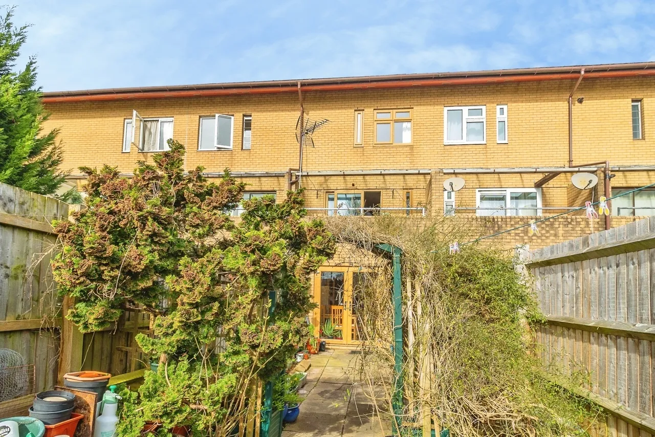 Towan Avenue, Fishermead, MK6, photo 15